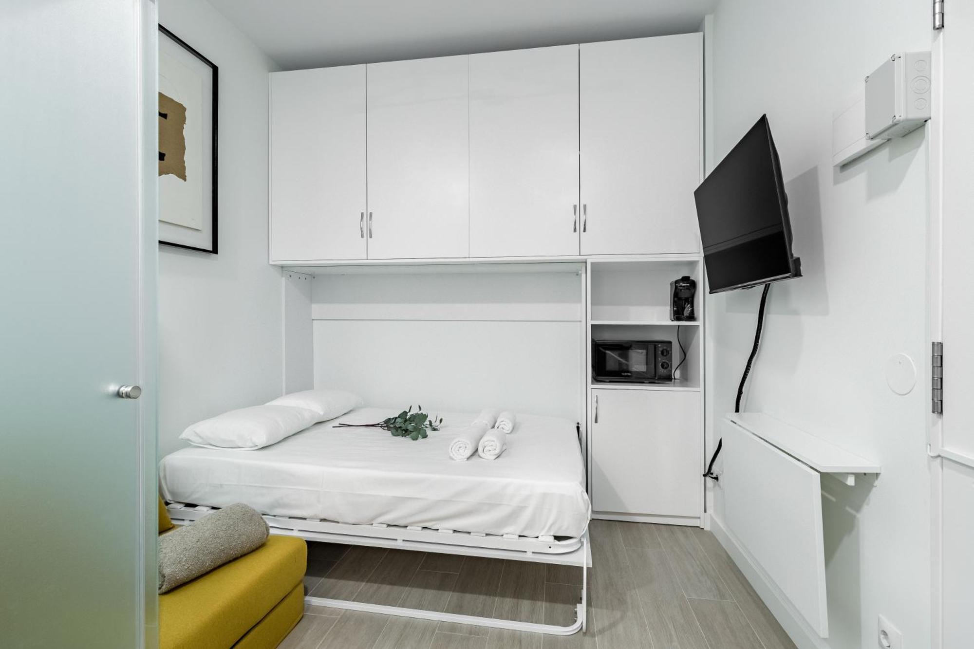 Charming Sol Apartment III Мадрид Экстерьер фото
